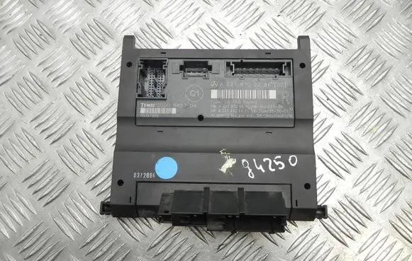 Mercedes-Benz S W221 Seat control module A2218702286 G4250