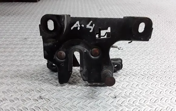 Audi A4 S4 B5 8D Engine bonnet/hood lock/catch