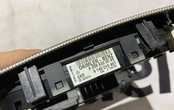 Mercedes-Benz CLK A209 C209 Climate control unit 9140010497 A209830085 209830085