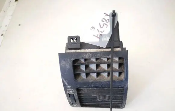 Volkswagen Touran I Dash center air vent grill 1t0819704a