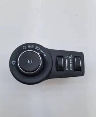 Chrysler Pacifica Light switch 120039534 P68154356AE5319