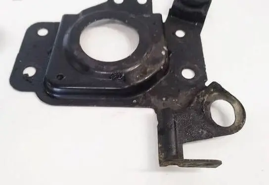 Land Rover Discovery Sport Engine mount bracket 95BB9B929AA