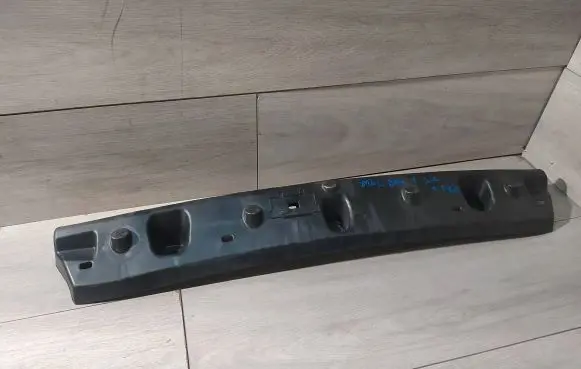 BMW 4 G22 G23 G24 G26 Rear bumper mounting bracket 7490723