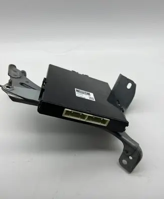 Lexus RX 330 - 350 - 400H Other control units/modules 896900E010 TN1028500201