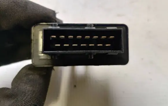 Volkswagen Golf V Coolant fan relay 01345962080