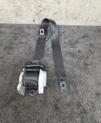 Seat Leon (5F) Front seatbelt 5F4857706B 4E22580NZ 7N0857737