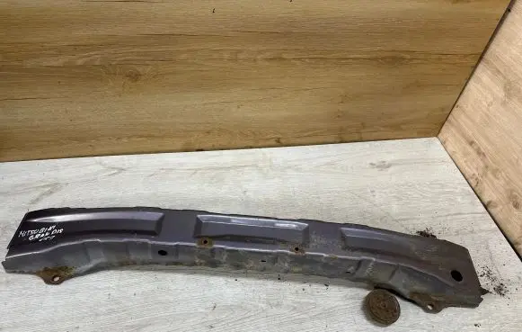 Mitsubishi Grandis Front bumper support beam