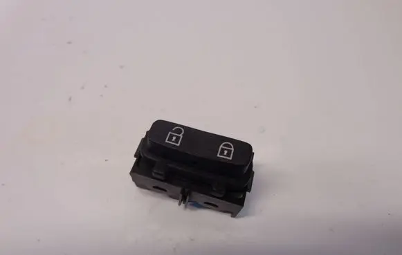 Volvo XC70 Central locking switch button 30710475