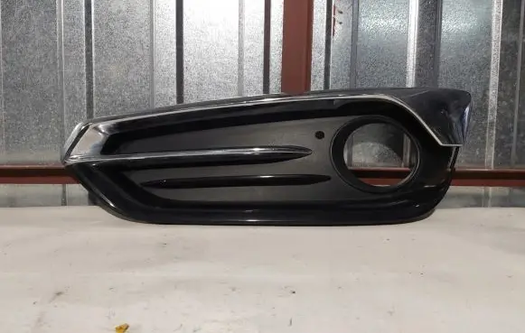 BMW 1 F20 F21 Front bumper lower grill 10833610