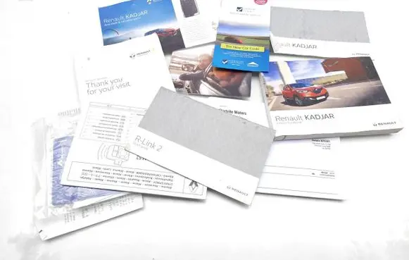 Renault Kadjar Owners service history hand book 