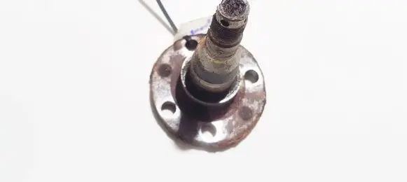 Audi 80 90 B3 Stub axle 