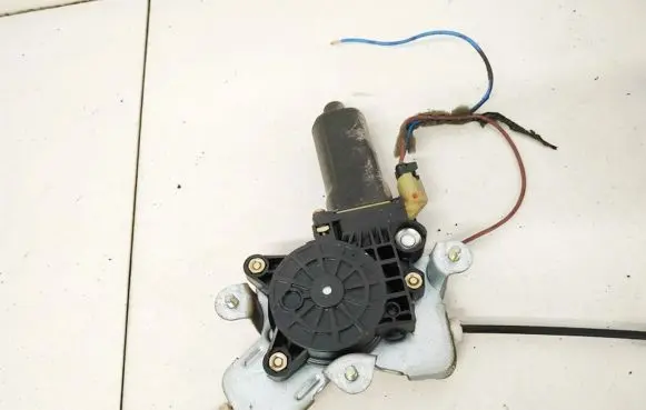 Hyundai Sonata Rear door window regulator motor