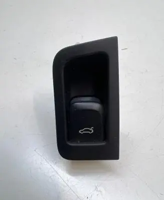 Audi A6 C7 Tailgate opening switch TTSZG0