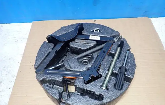 Opel Insignia A Tool set 13307260