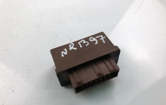 Volkswagen PASSAT B5 Other relay