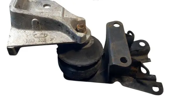 Ford Transit Engine mounting bracket 95VB6031BF