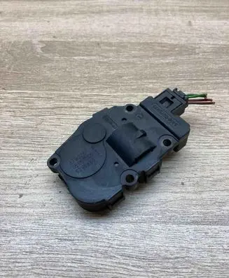 Mercedes-Benz R W251 Air flap motor/actuator 929888G EFB326
