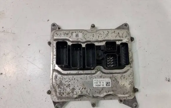 BMW 3 F30 F35 F31 Engine control unit/module 8631725 0261S10549 170329007