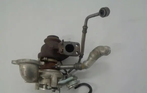 Peugeot 208 Turbo 9673283680