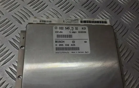 Mercedes-Benz A W168 Engine control unit/module ECU 0225457132