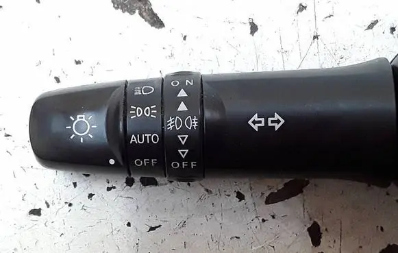 Citroen C-Crosser Indicator stalk E380013
