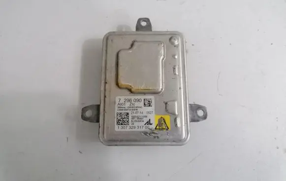 BMW 3 F30 F35 F31 LED ballast control module 7296090