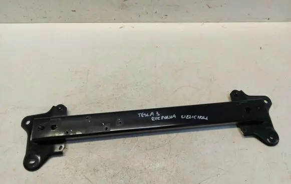 Tesla Model 3 Front strut bar 1075042E