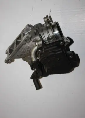 Volkswagen PASSAT B8 Airbag deployment crash/impact sensor 04l120063aa