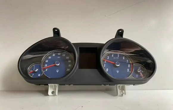 Maserati GranTurismo Speedometer (instrument cluster) 243146 503002110202 810007CH