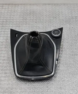 Ford Fiesta Gear lever shifter trim leather/knob H1BBA044H83C
