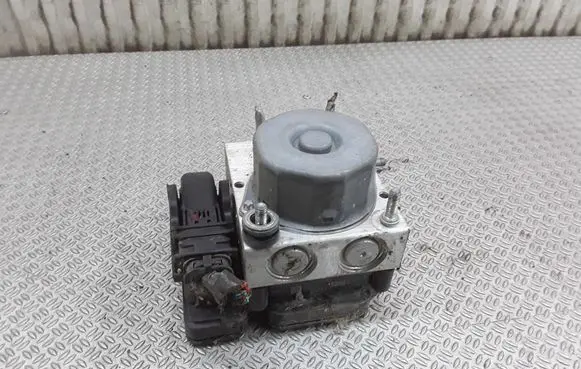 Dacia Sandero ABS Pump 476608644R