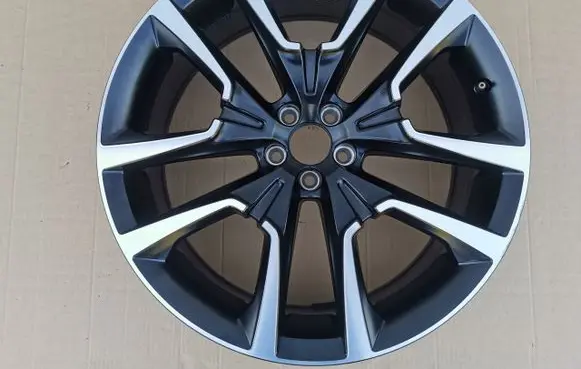 Volvo XC60 R22 alloy rim 32327098