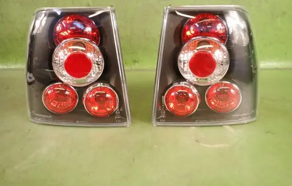 Volkswagen PASSAT B5 Rear/tail lights set 