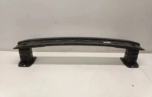 Mercedes-Benz GLA H247 Rear bumper cross member A1776105300