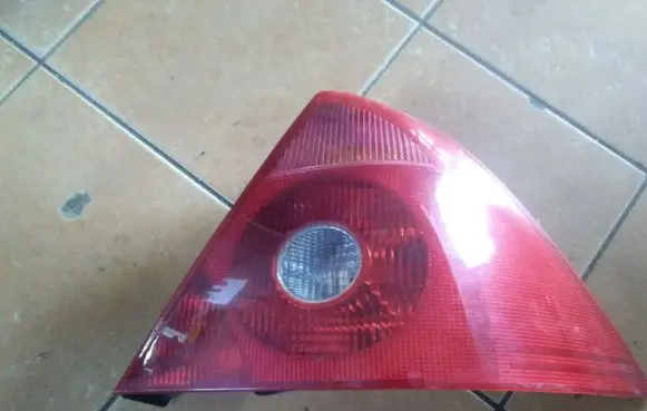 Ford Mondeo Mk III Rear/tail lights 1S7113404A