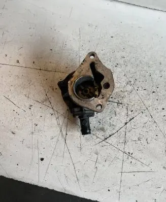 Renault Trafic I Vacuum pump 72238908F