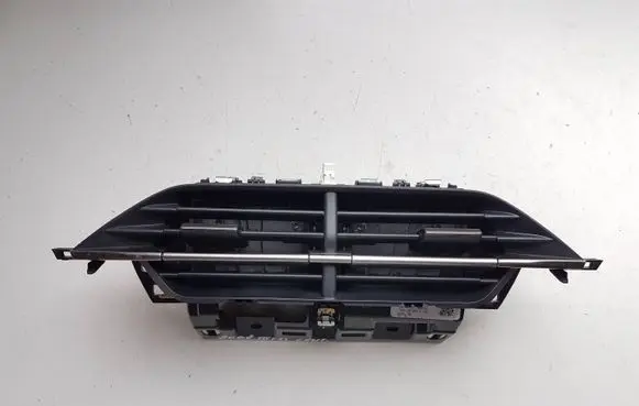 Peugeot 2008 II Dash center air vent grill 98234571DX