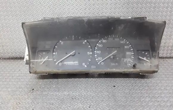 Land Rover Discovery Speedometer (instrument cluster) LR0006001