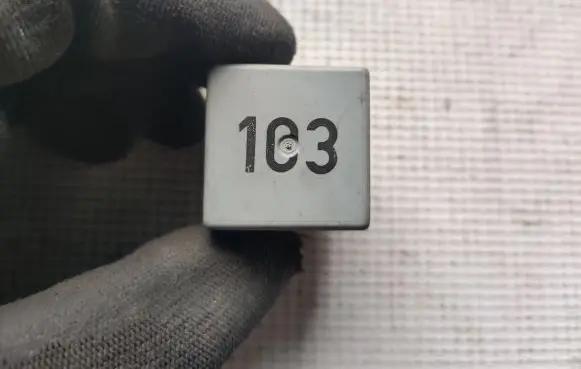 Audi A4 S4 B5 8D Other relay 357911253 050237003