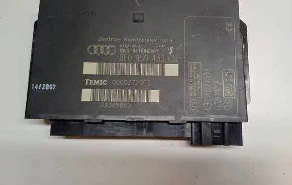 Audi A4 S4 B7 8E 8H Comfort/convenience module 8E0959433CN 02365885 00002729E3