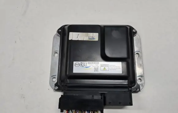 Mazda CX-7 Engine control unit/module R2AX18881F 2758009495