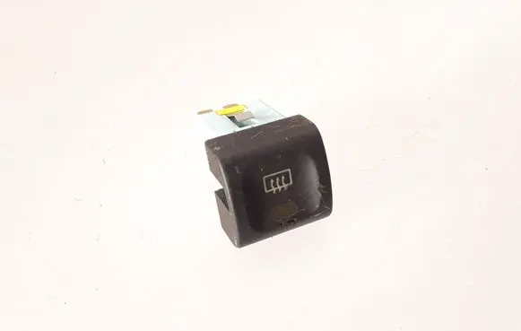 Opel Omega B1 Windscreen/window heater switch 90565720