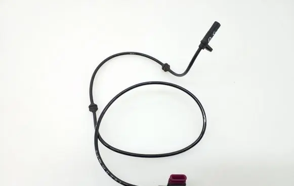 Mercedes-Benz C W204 ABS rear brake sensor A2045400317