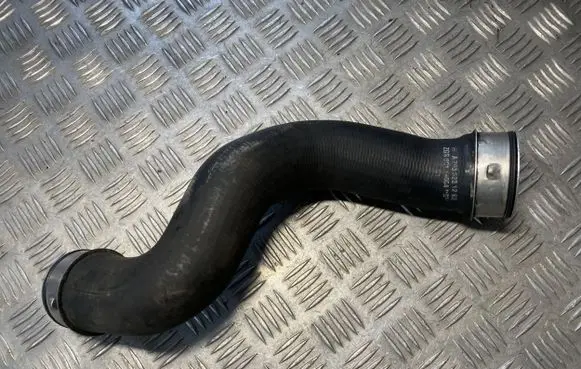 Mercedes-Benz C W203 Intercooler hose/pipe A2035281282 ZGS00114064