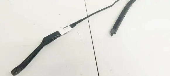 Opel Astra G Front wiper blade arm 90559554RH