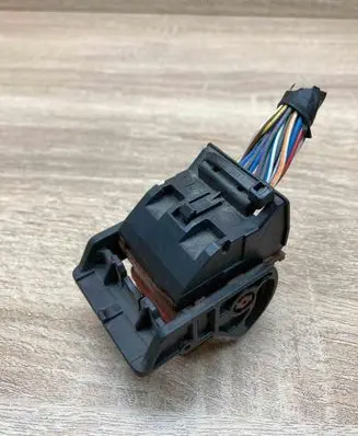 Volvo S40, V40 Plug wire 015632001 315631941