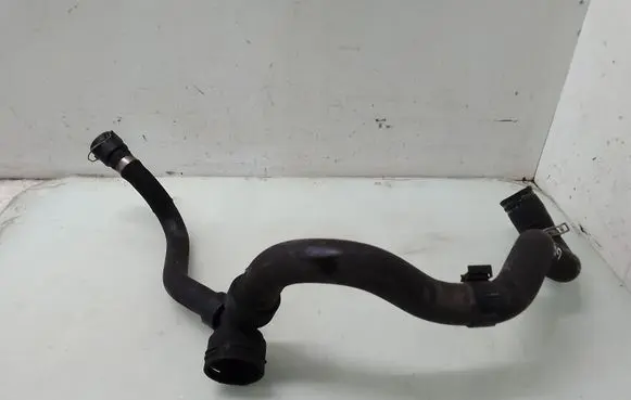 Ford Galaxy Engine coolant pipe/hose 