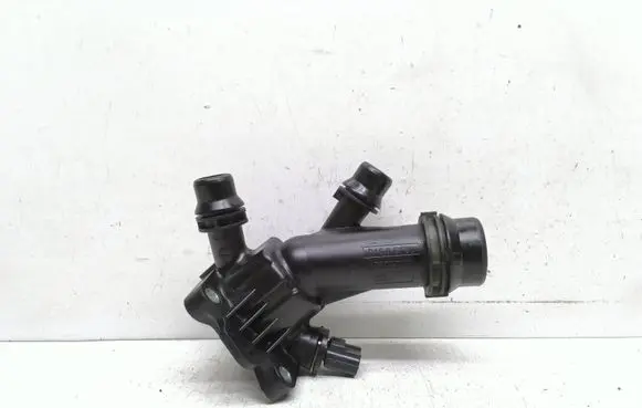 Volvo V60 Thermostat/thermostat housing 31293556