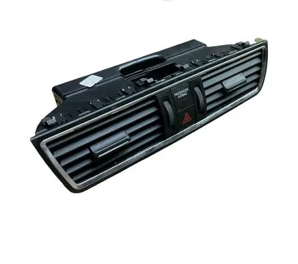 Seat Toledo IV (NH) Dash center air vent grill 5JA820951B