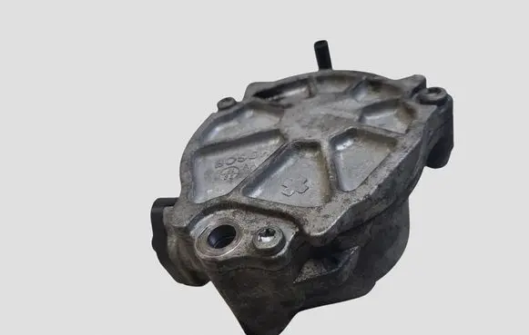 Peugeot 208 I Vacuum pump 9804021880